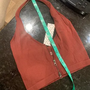 Urban Outfitters NWT Out From Under Wine Zipper Front Crop Top Size Large thumbnail 9