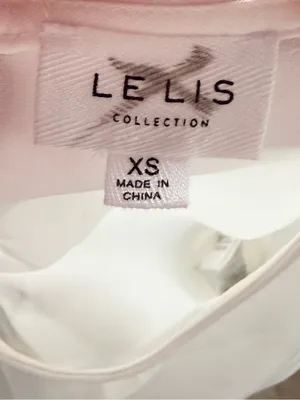 Le Lis Collection White Top with Feather Trim nwot thumbnail 5