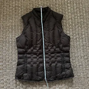 Eddie Bauer Women’s M Brown Down Puffer Vest Full Zip Pockets Lightweight thumbnail 7