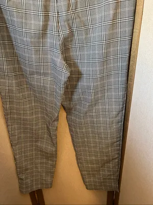 Time and Tru Black & White Plaid Slacks 16 thumbnail 9