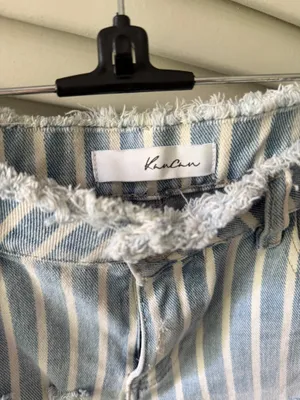 KanCan USA Shorts Denim Distressed thumbnail 5
