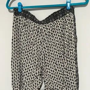 American Eagle White Black Soft Pants Joggers thumbnail 6