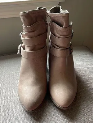 JustFab NWOT boots thumbnail 1