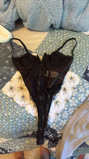 SheIn lace bodysuit thumbnail 2