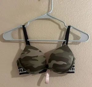 Victoria's Secret Bra thumbnail 1