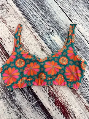 Beyond Yoga Retro Floral Scoop Bralette in Pink & Teal thumbnail 2