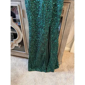 Faeriesty Green Sequin Mermaid‎ Dress with Side Slit Size XSmall thumbnail 3
