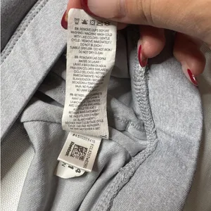 Reebok Light Gray Sports Bra Moisture Wicking Sz XL thumbnail 8