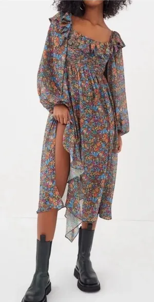 NWT For Love and Lemons BrittanyMidi Ditsy Floral Midi Dress Sz Small‎ $265 thumbnail 1