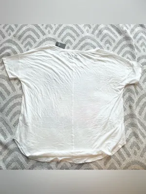 ABERCROMBIE & FITCH White Sequin Graphic Shirt Medium/Large NWT thumbnail 3