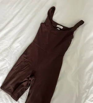 Aritzia Contour Babaton Romper/Bodysuit thumbnail 4