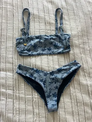 Beach Riot Bikini thumbnail 2