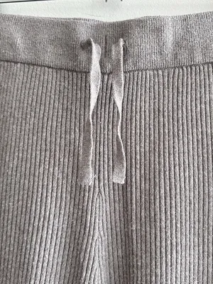 GAP Women’s Ribbed Stretch Waist Flared Pants, Taupe, Size Large thumbnail 6