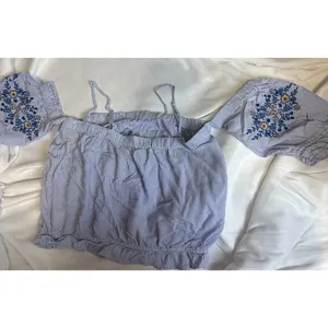 American Eagle Outfitters Blue Embroidered Crop Top Peasant off shoulder sz‎ L thumbnail 6