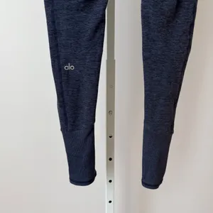 Alo Yoga sz XS High Waist Alosoft Lounge Leggings Navy Blue Heather Athleisure‎ thumbnail 6