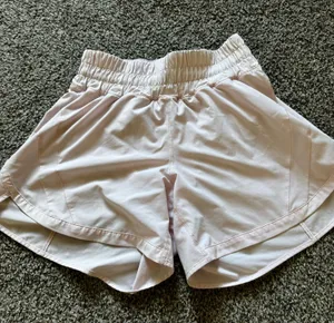 Lululemon Shorts thumbnail 1