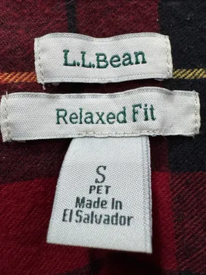 Red L.L. Bean Relaxed Fit Flannel Button Down Size SP EUC thumbnail 5