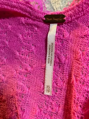 Free People dream girl hot pink top vneck lace XS thumbnail 7