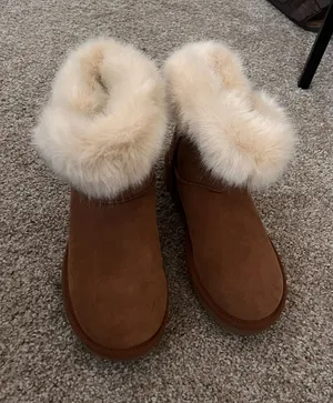 UGG Boots Women’s thumbnail 1