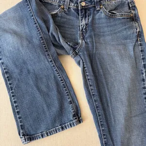 Levi's 529 Curvy Bootcut Jeans Womens 6M Blue Y2K‎ Flap Pocket Flare thumbnail 2