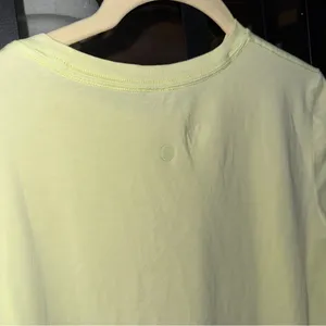 Lululemon Love Crew III tee short sleeve neck Lemon butter pastel Pima cotton thumbnail 7