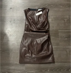 Commence Dress thumbnail 2