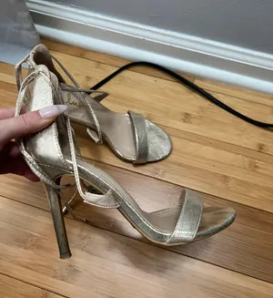 Lulus Gold Heels thumbnail 1