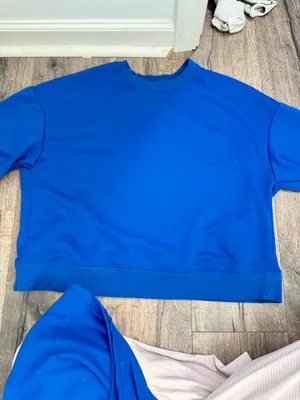 Blue set thumbnail 3