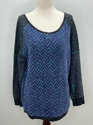 BKE Lounge Women's Blue Chevron Long Sleeve Scoop Neck Sweater Size Large thumbnail 1