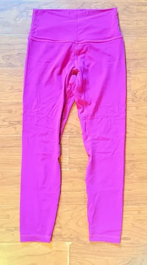 LULULEMON Align‎ High Rise Waist Leggings 25” Berry Pink Purple size 6 thumbnail 1