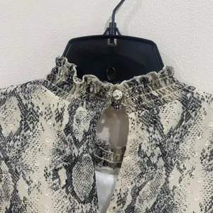 Altar'd State Snakeskin Tiered Mini Dress Bell Sleeve Boho Gypsy Babydoll Sz XS‎ thumbnail 5