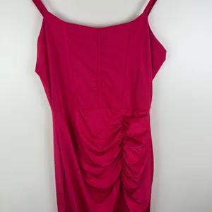NWT Showpo‎ Trinah Corset Maxi Dress Size 6 Pink Ruched High Slit Formal Stretch thumbnail 3