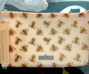 Melissa makeup pouch‎ thumbnail 1