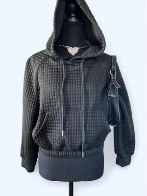 American Vintage Vintage Y2K Quilted Bubble Cropped Hoodie size small 🖤 thumbnail 2