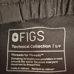 FIGS high waisted Black Jogger scrub pants thumbnail 5