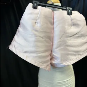 Banana Republic Pale Pink Satin High Waisted Pleated Shorts with Pockets and Side Zipper thumbnail 9
