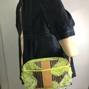 FENDI Vintage Crossbody Customized W Lace In Neon thumbnail 6