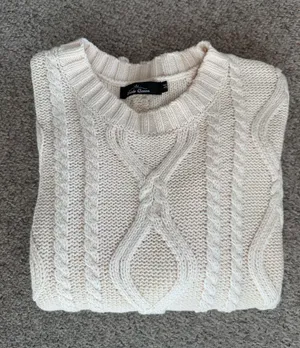 Amazon Oversized Cable Knit Sweater Cream thumbnail 2