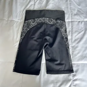 Athleta Shorts Womens XS‎ Black Stay Fly 9" Compression Reflective Athletic Run thumbnail 5