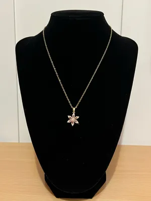 Elegant flower necklace Gold thumbnail 3