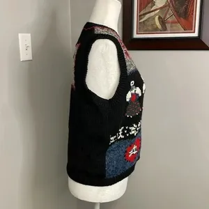 Vintage Christopher and Banks Hand Embroidered Christmas Sweater Vest Size Mediu thumbnail 2