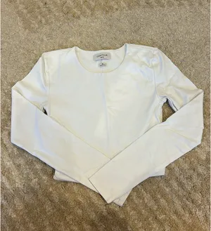 Aritzia Babaton Contour Cropped Long Sleeve thumbnail 2