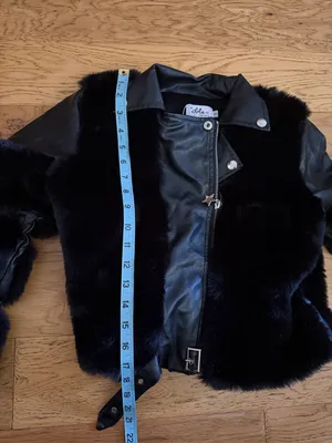NWOT - 8 -LOLA THE BOY Black Faux Fur & Leather Jacket- Women's Stylish perfecto thumbnail 8