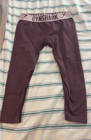 Cropped plum gym shark leggings grip waist band thumbnail 1