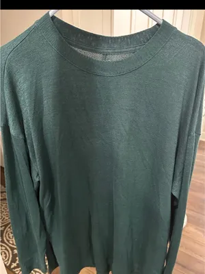 Abercrombie & Fitch Classic Women’s Crewneck Long-Sleeve Shirt in Dark Green thumbnail 1