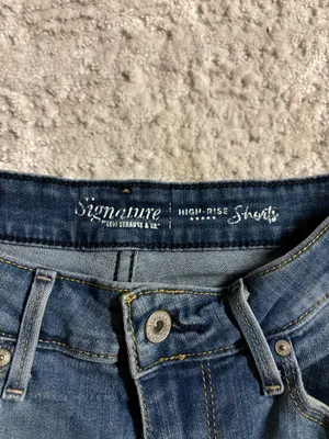 Vintage Levi’s Shorts thumbnail 4