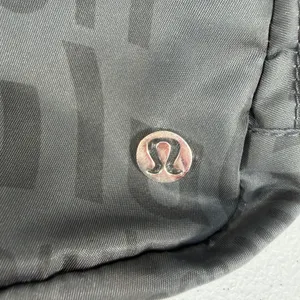 Lululemon Athletica‎ Everywhere Belt Bag 1L Wobbley Wordmark Logo Print Black thumbnail 4