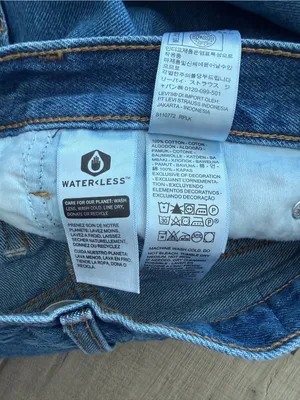 Levi’s ‘94 Baggy Mid Rise Wide Leg Medium Wash Blue Denim Casual Jeans 27 thumbnail 3