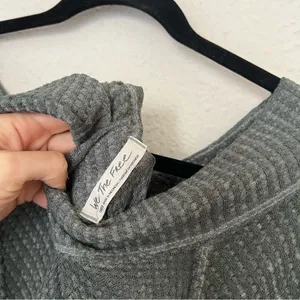 We The Free Free People Westend Thermal Waffle Top Size Large in Green thumbnail 8