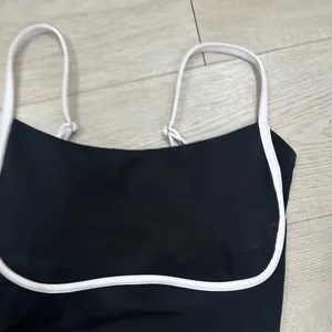 HOLLISTER NEW top M thumbnail 3